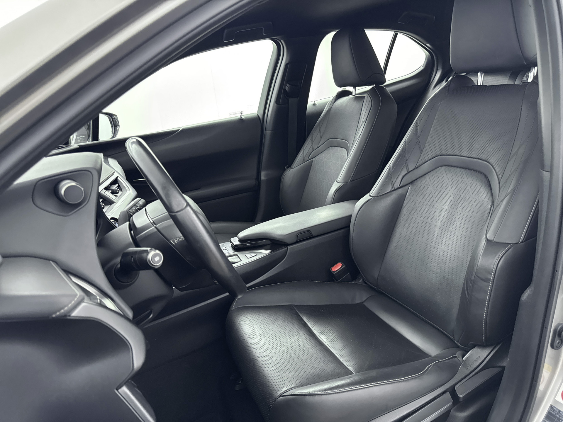 Foto van Lexus Lexus Ux250h