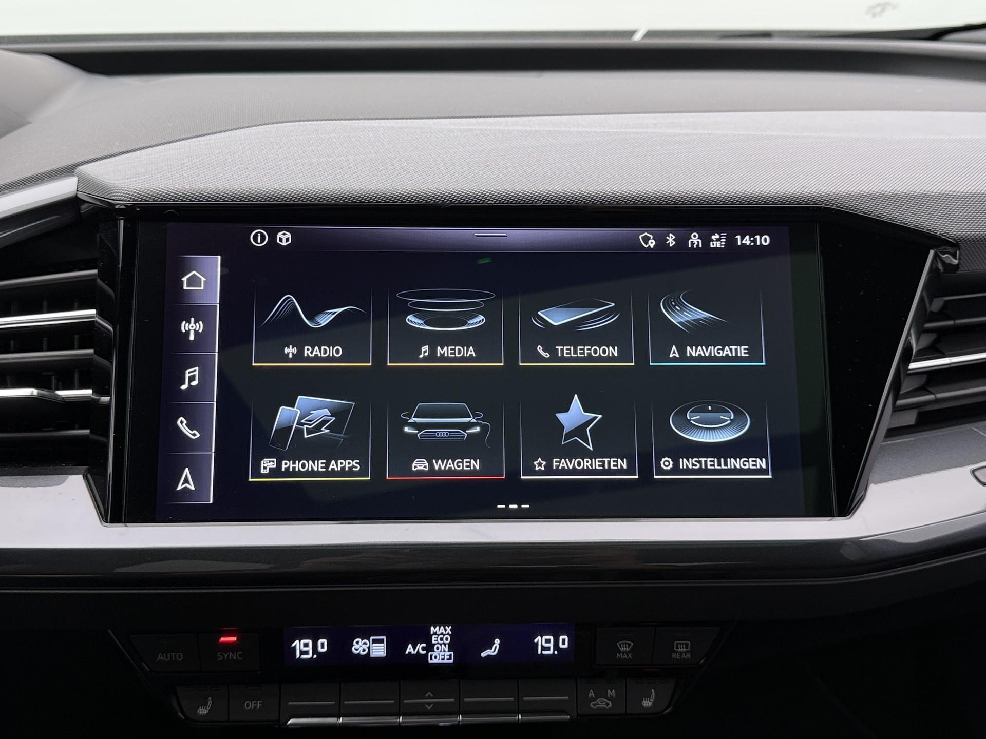 Foto van Audi Q4 Sportback 55 E-tron