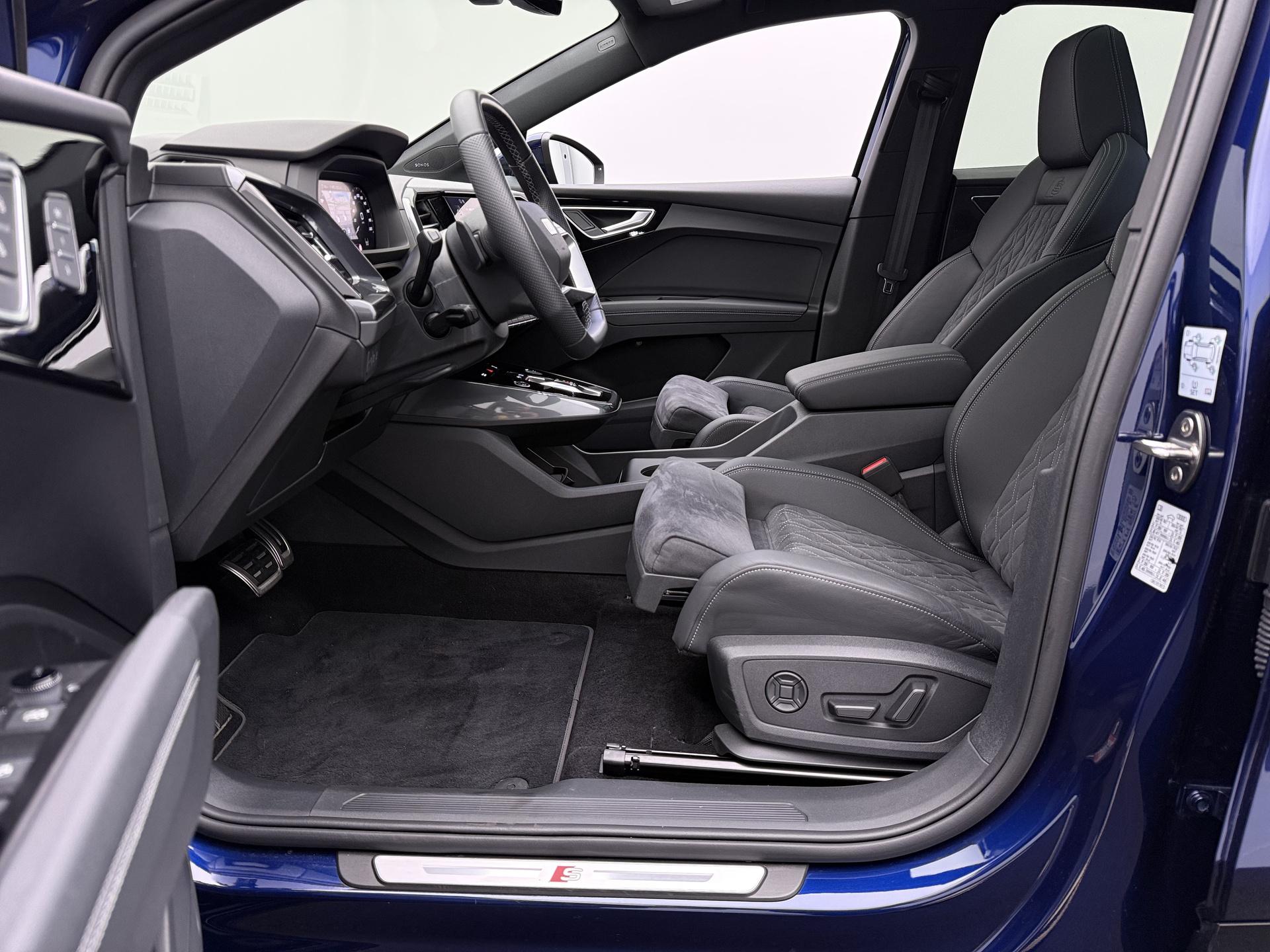 Foto van Audi Q4 Sportback 55 E-tron