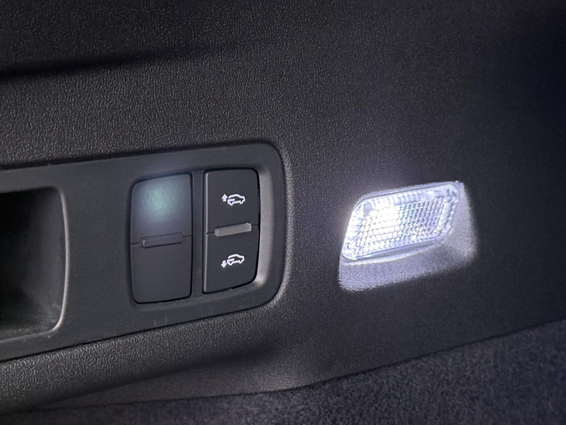 Foto van Audi Q6 Suv E-tron Quattro