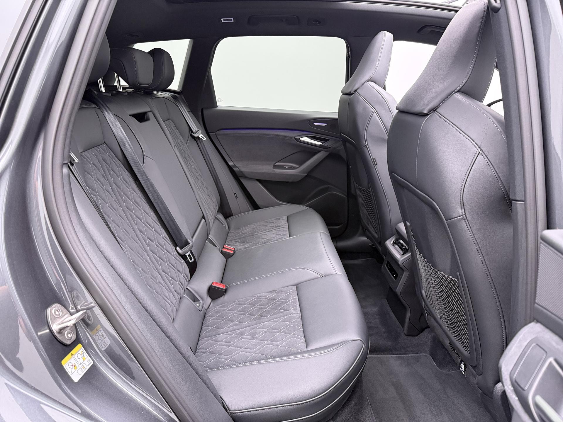 Foto van Audi Q6 Suv E-tron Quattro