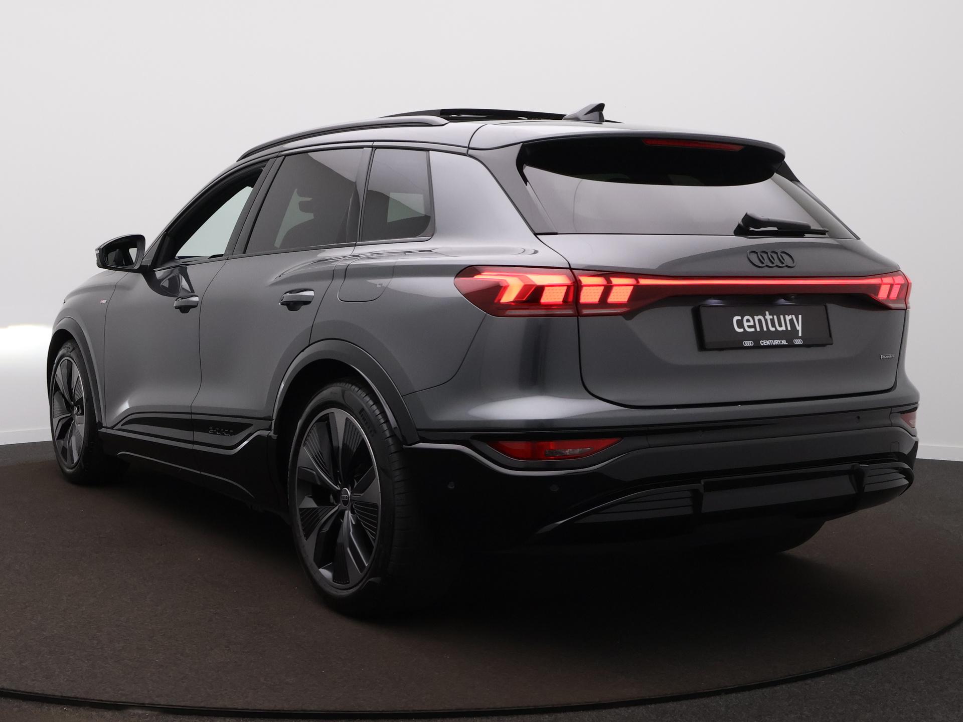 Foto van Audi Q6 Suv E-tron Quattro