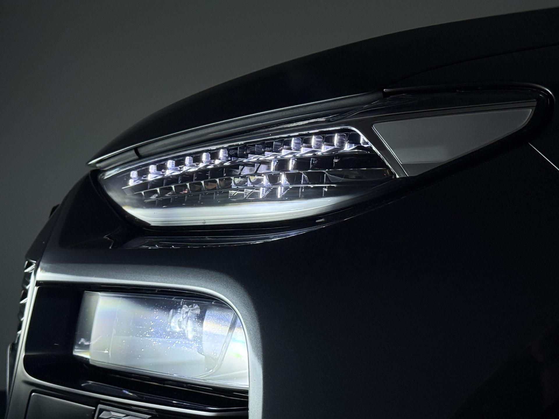 Foto van Audi Q6 Suv E-tron Quattro