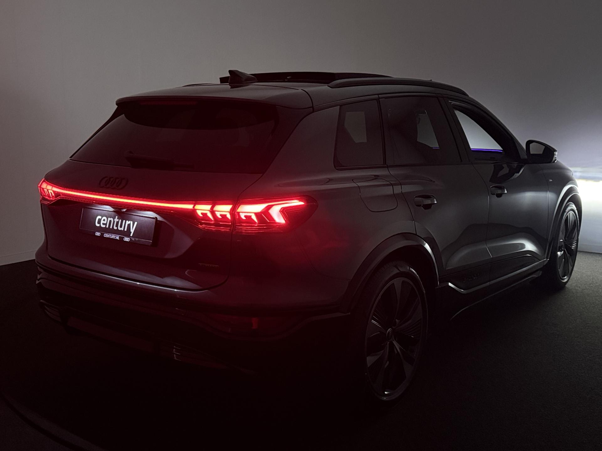 Foto van Audi Q6 Suv E-tron Quattro