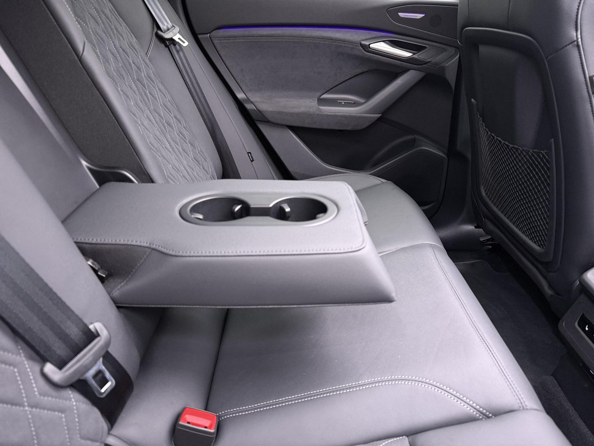 Foto van Audi Q6 Suv E-tron Quattro