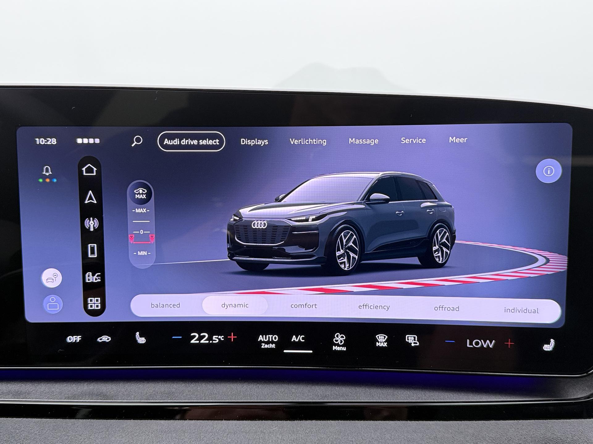 Foto van Audi Q6 Suv E-tron Quattro