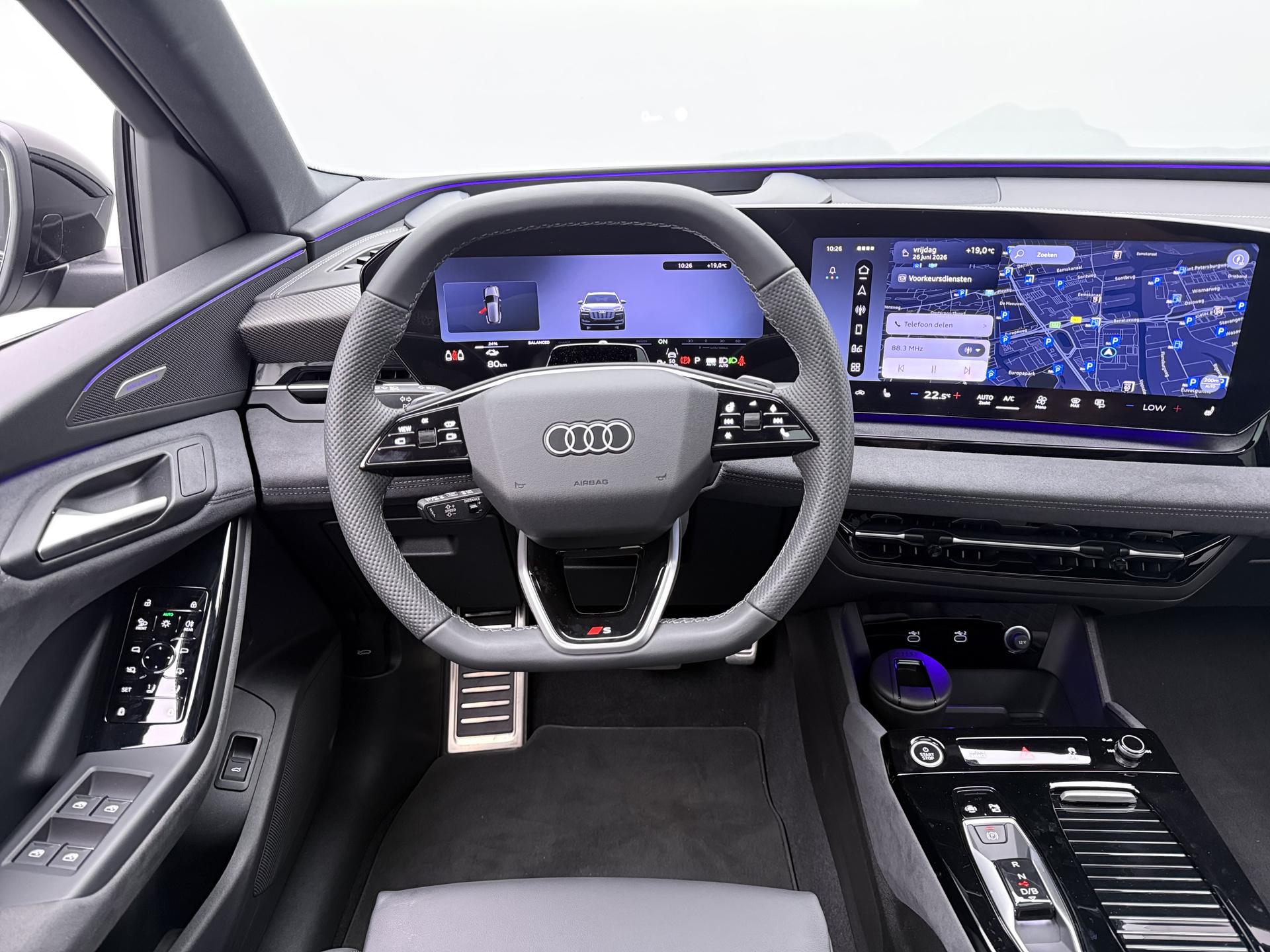 Foto van Audi Q6 Suv E-tron Quattro