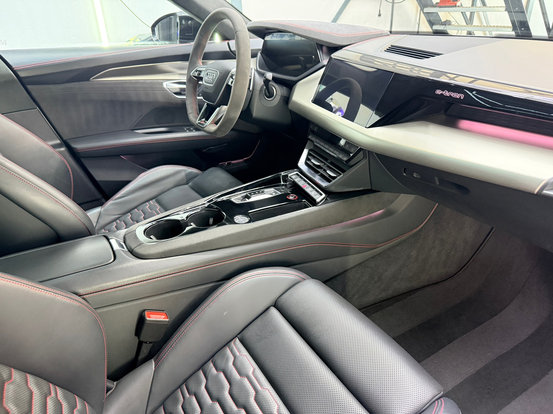 Foto van Audi RS E-tron GT