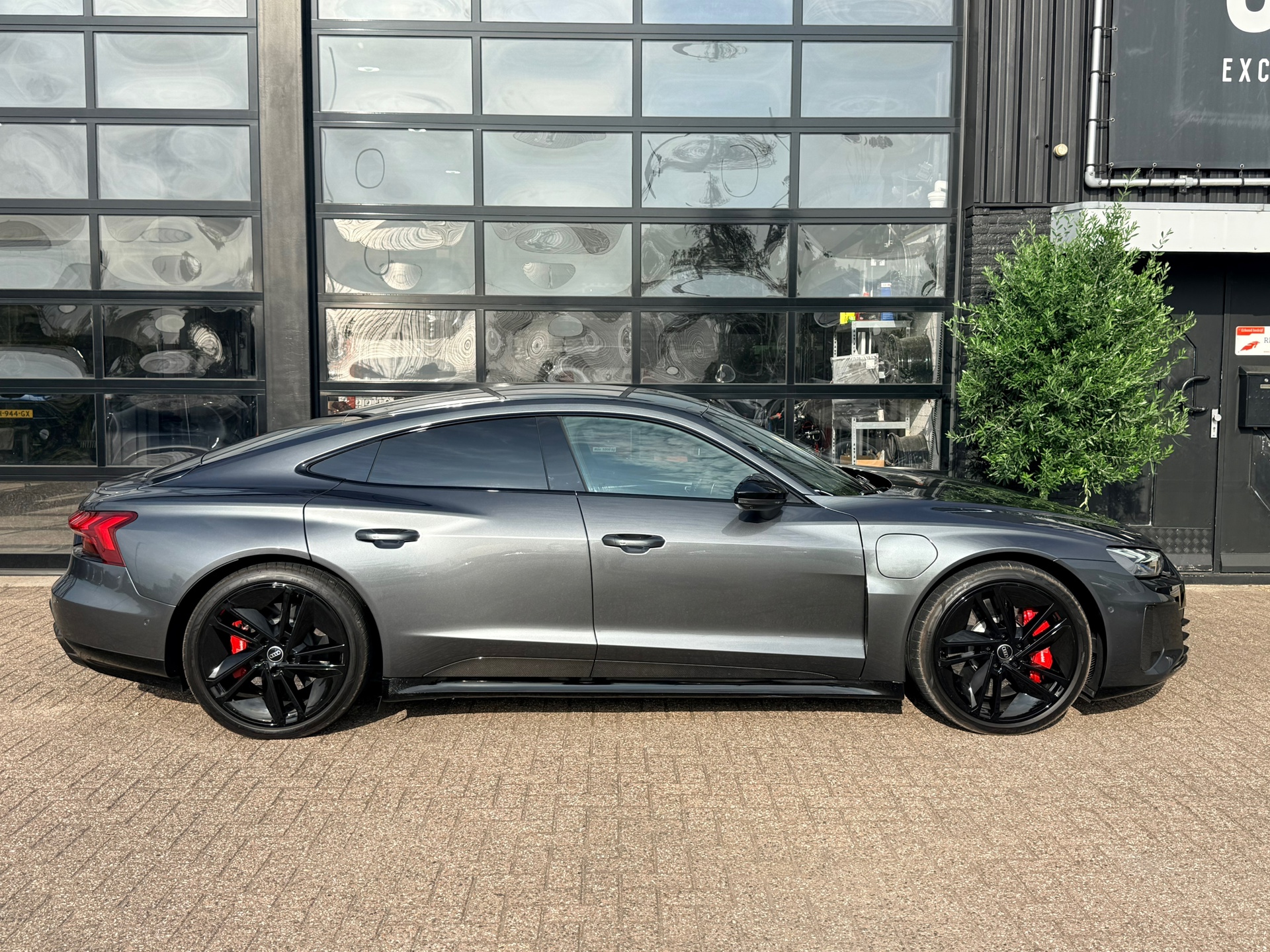 Foto van Audi RS E-tron GT
