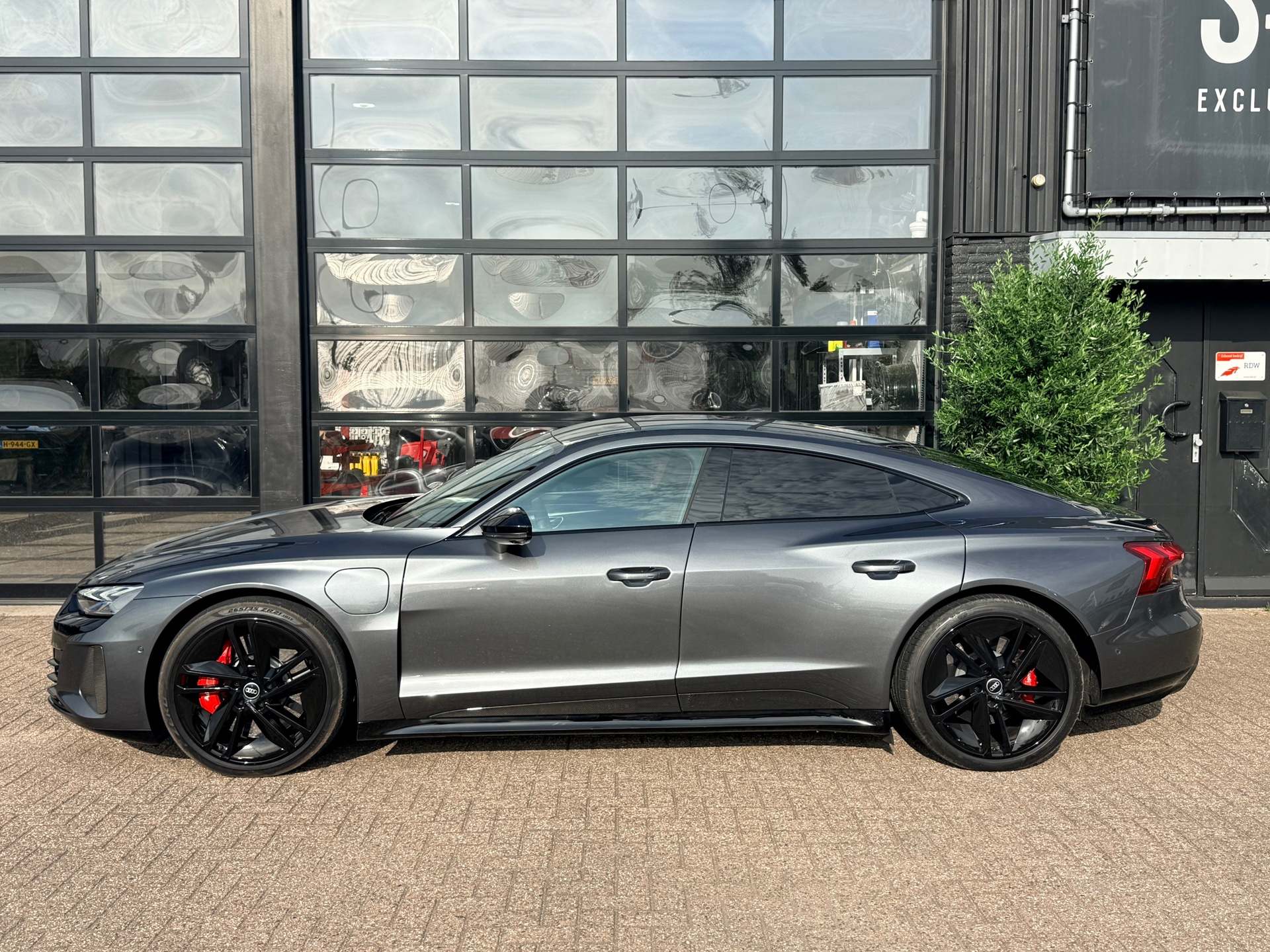 Foto van Audi RS E-tron GT