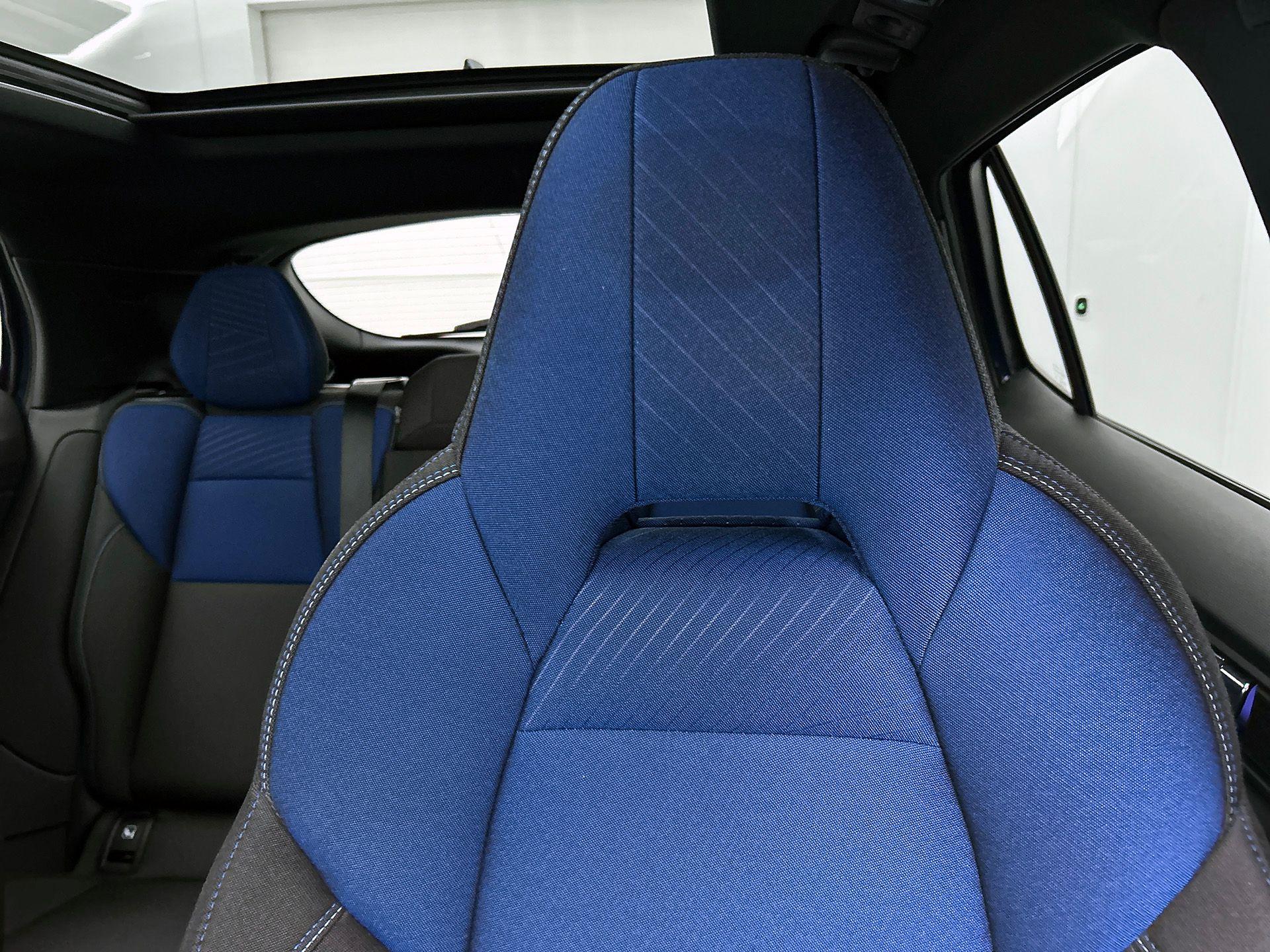 Foto van LYNK & Co 01