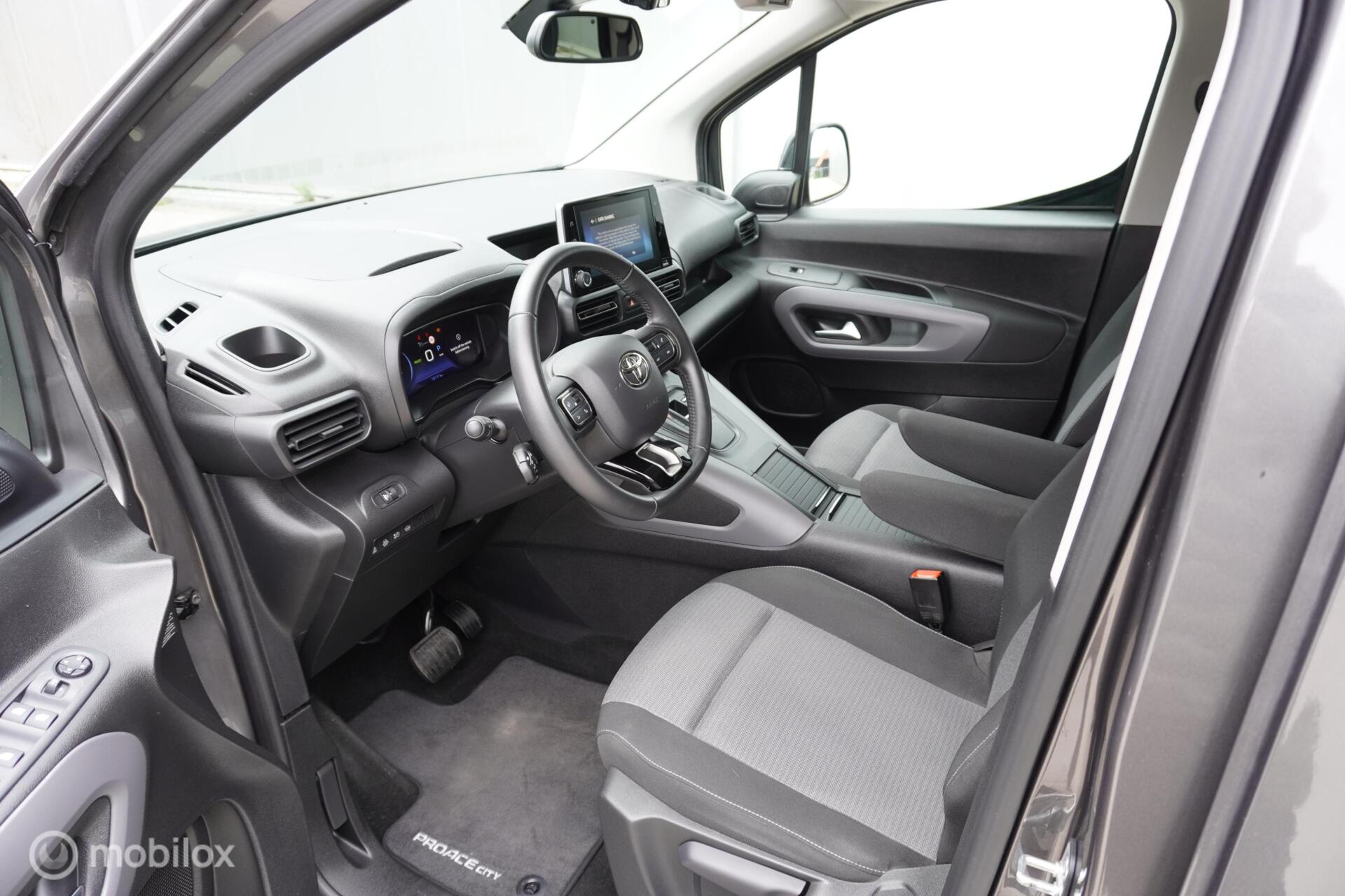 Foto van Toyota Proace City Verso Electric