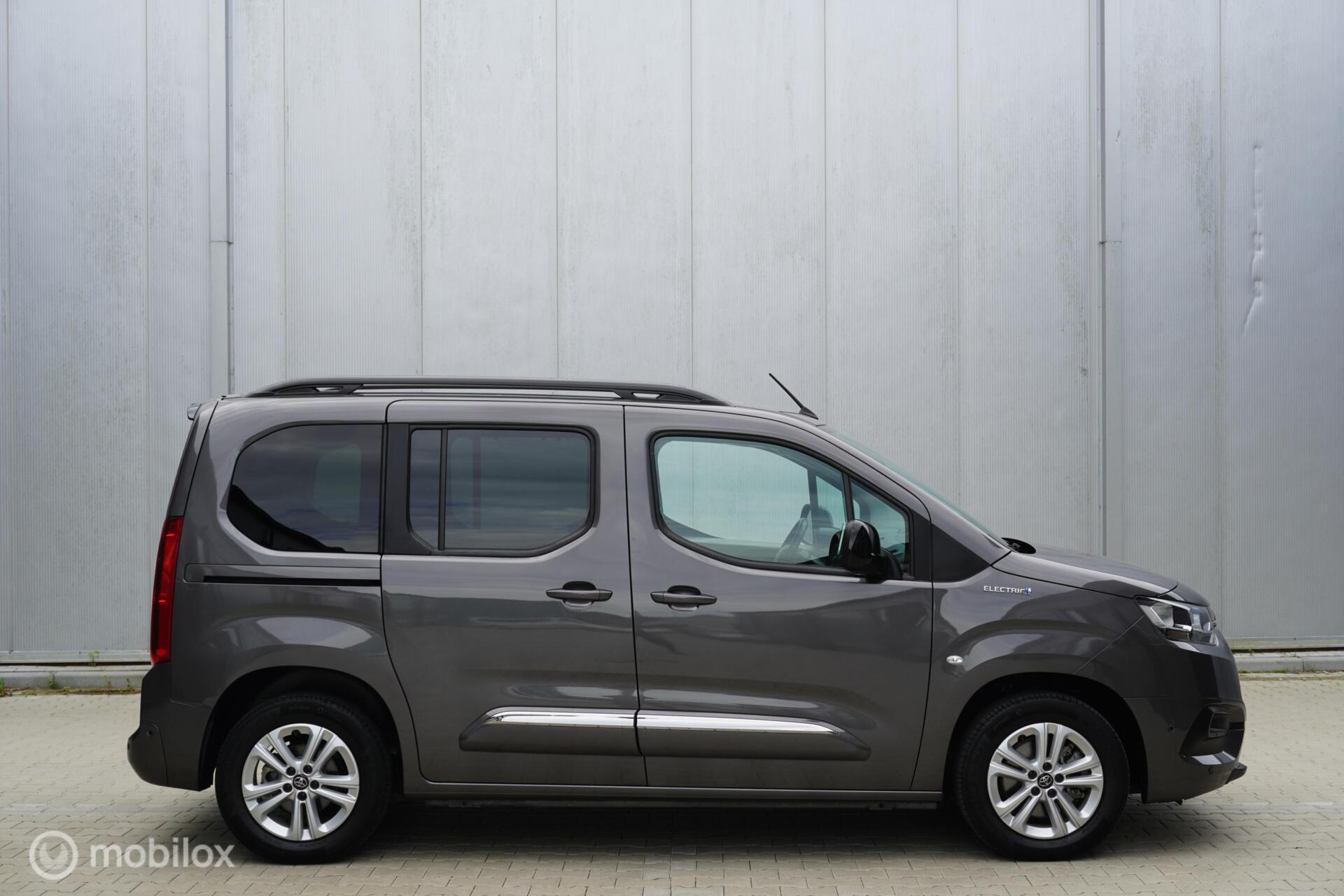 Foto van Toyota Proace City Verso Electric