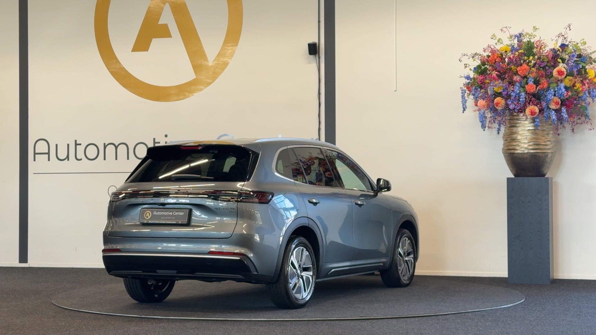 Foto van Geely Starray Em-i