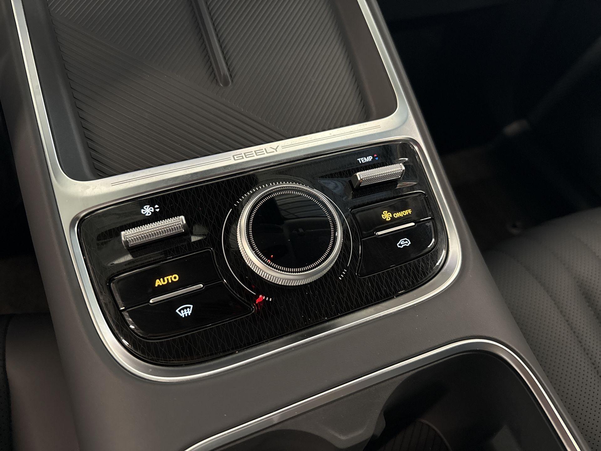 Foto van Geely Starray Em-i