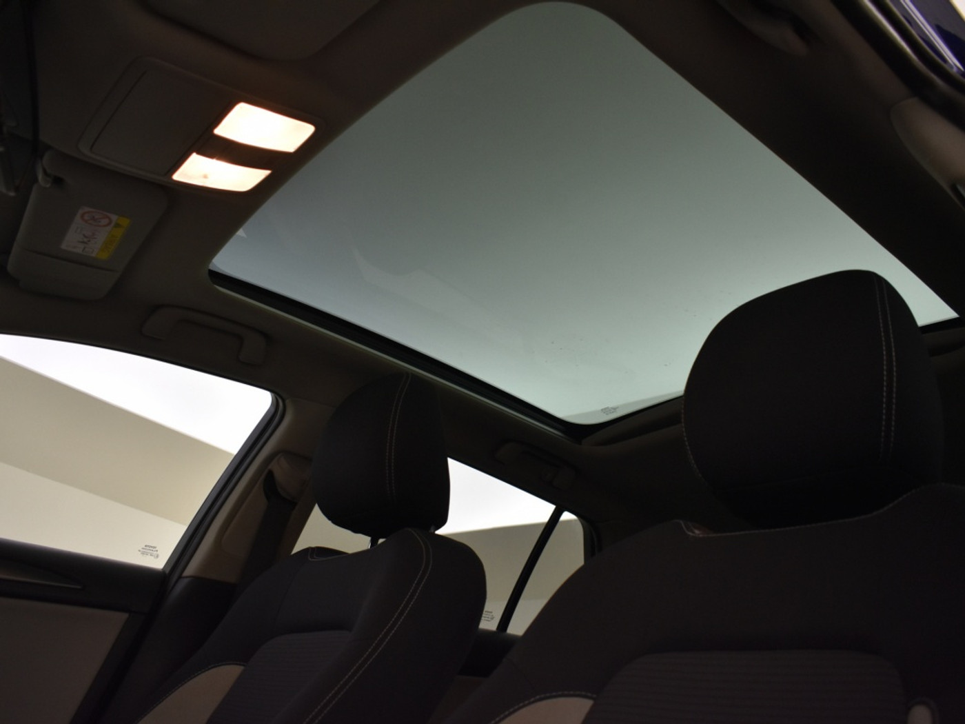 Foto van Toyota Avensis Touring Sports
