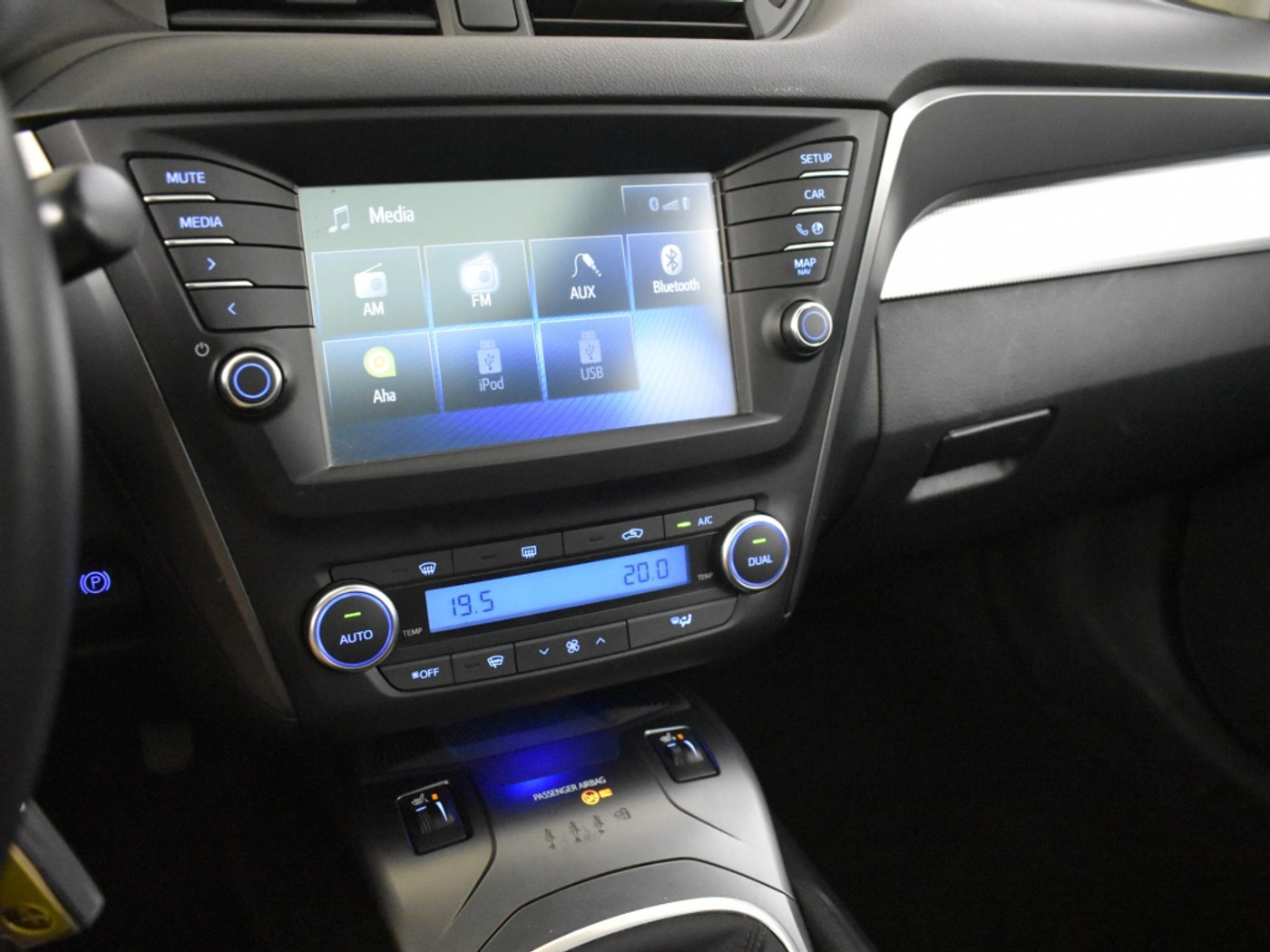 Foto van Toyota Avensis Touring Sports
