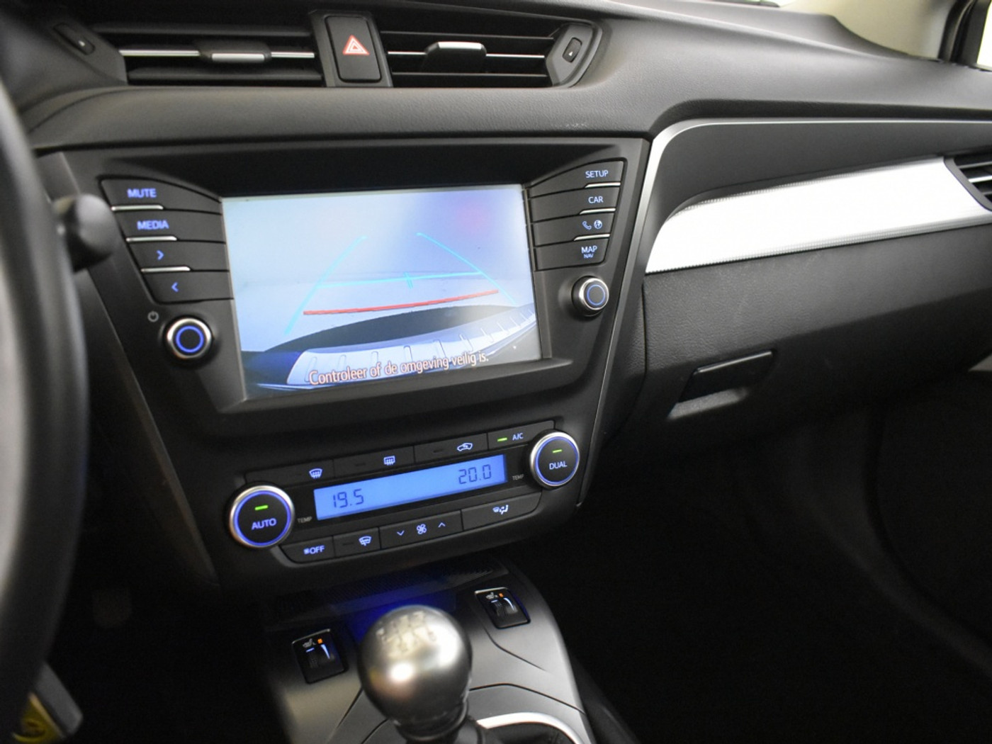Foto van Toyota Avensis Touring Sports