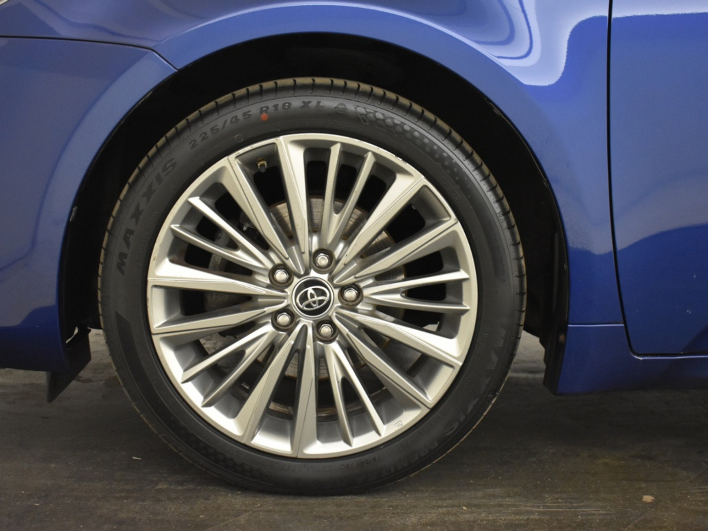 Foto van Toyota Avensis Touring Sports
