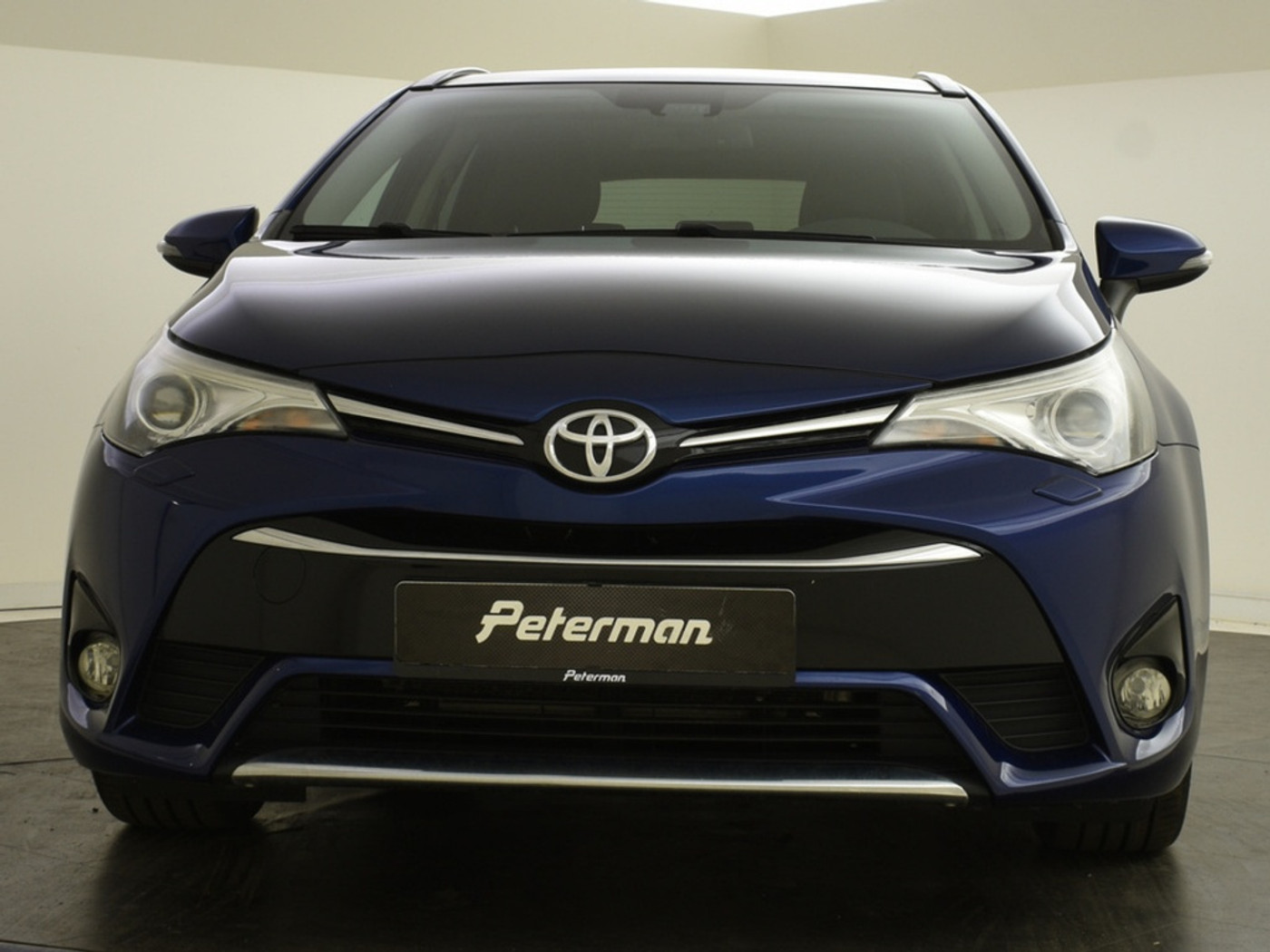 Foto van Toyota Avensis Touring Sports
