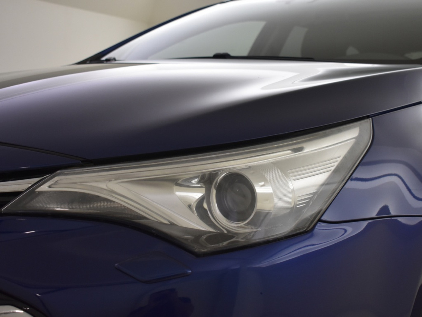 Foto van Toyota Avensis Touring Sports