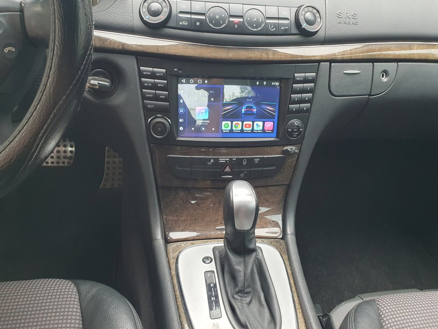 Foto van Mercedes-Benz E 240