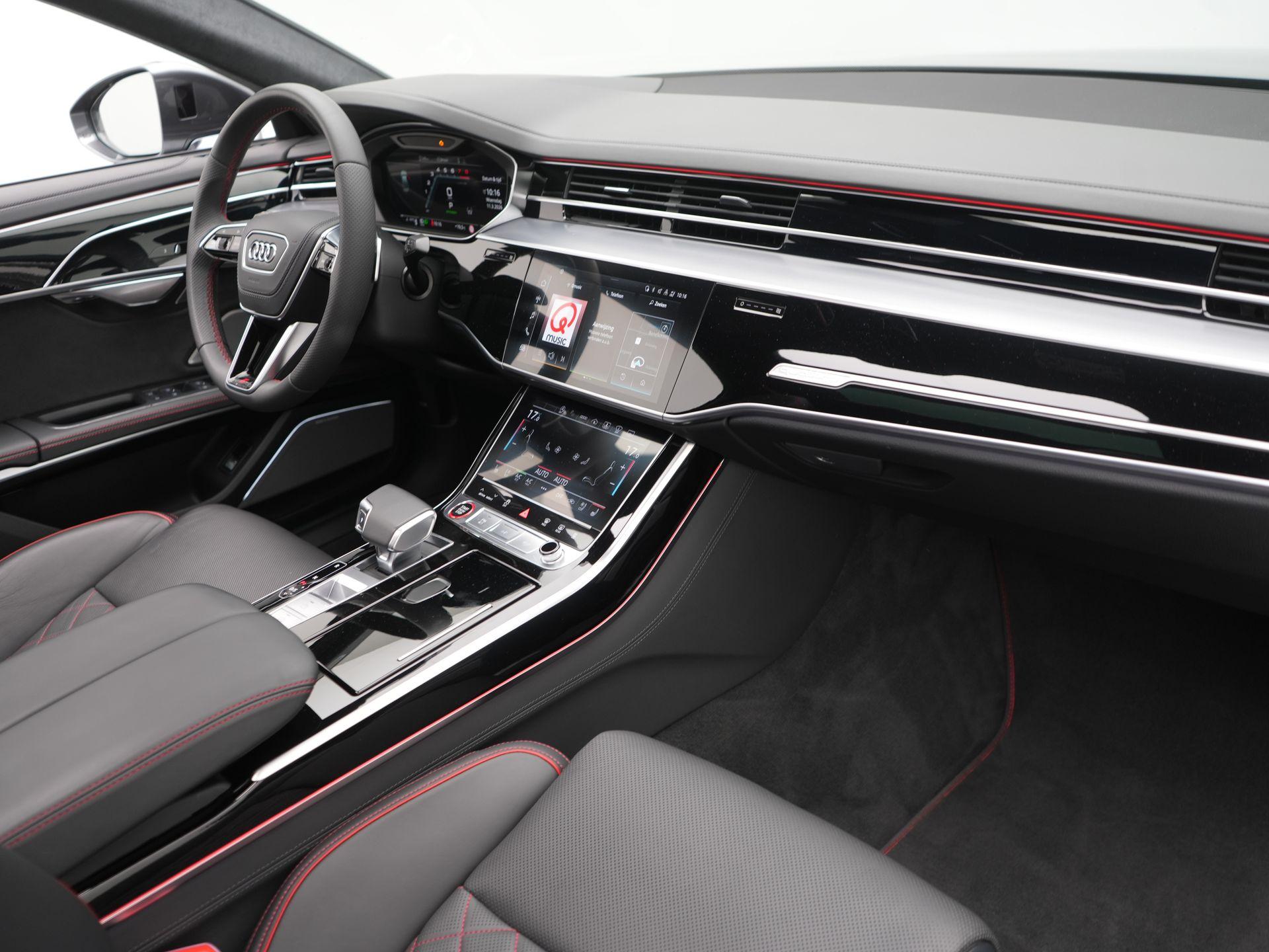 Foto van Audi A8