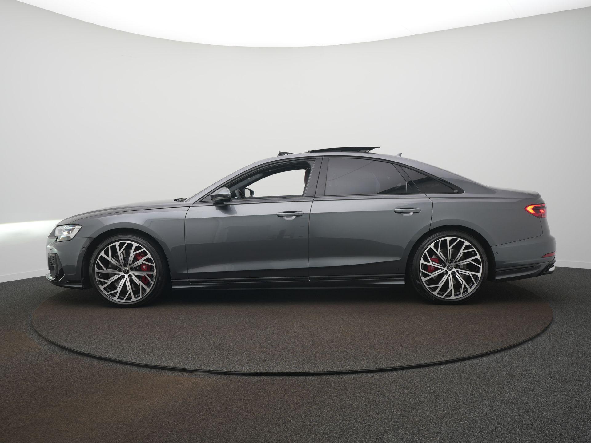 Foto van Audi A8