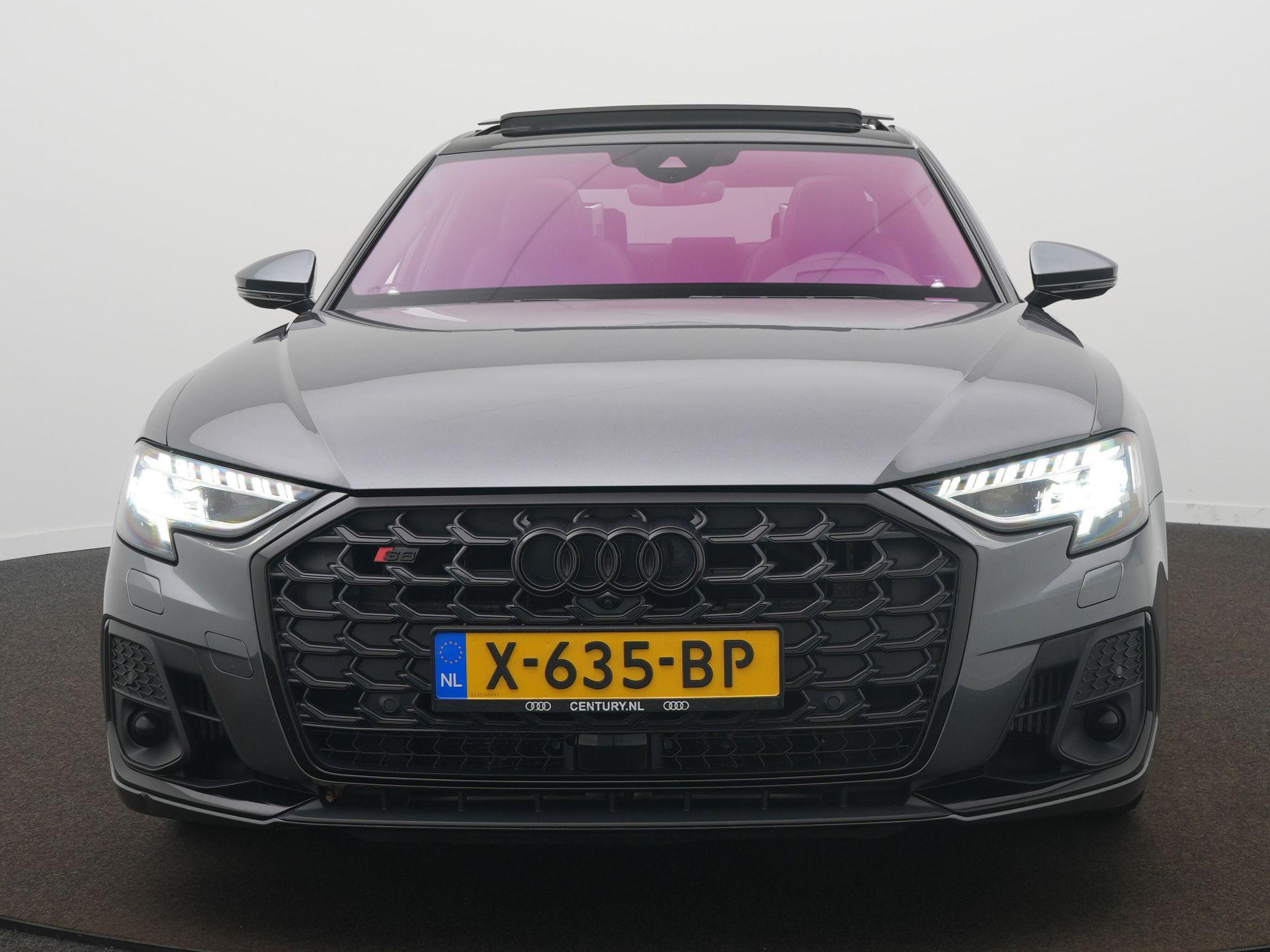 Foto van Audi A8