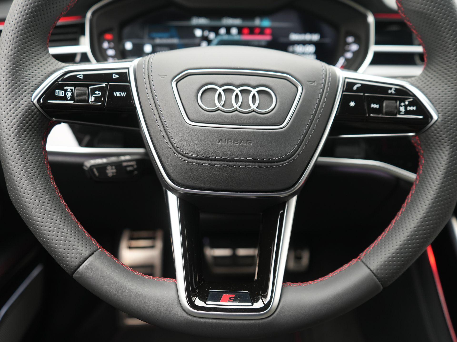 Foto van Audi A8