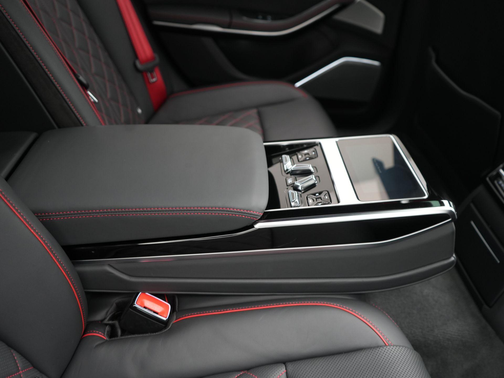 Foto van Audi A8