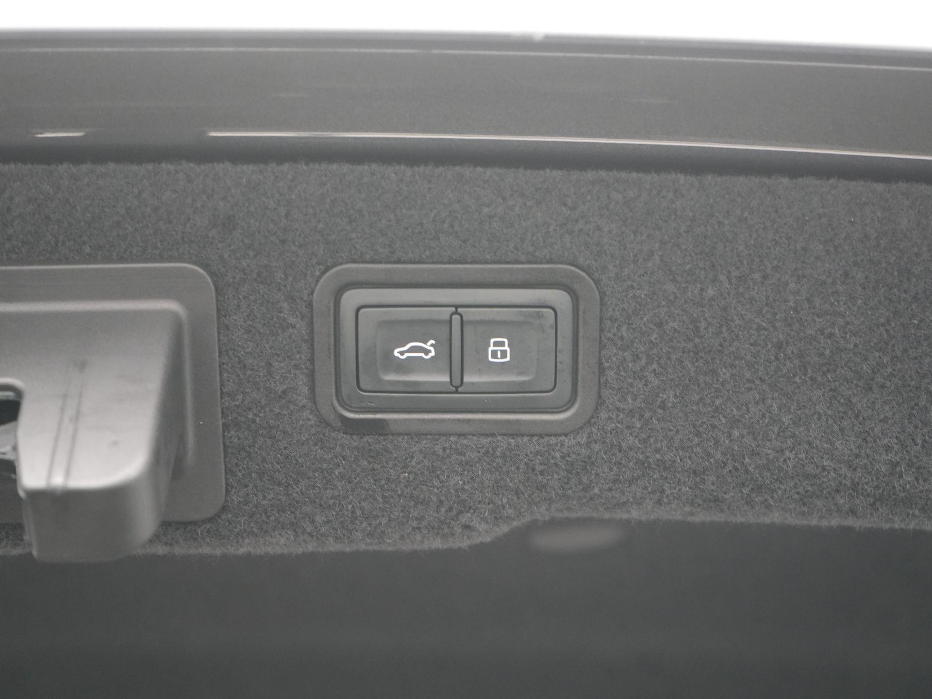 Foto van Audi A8