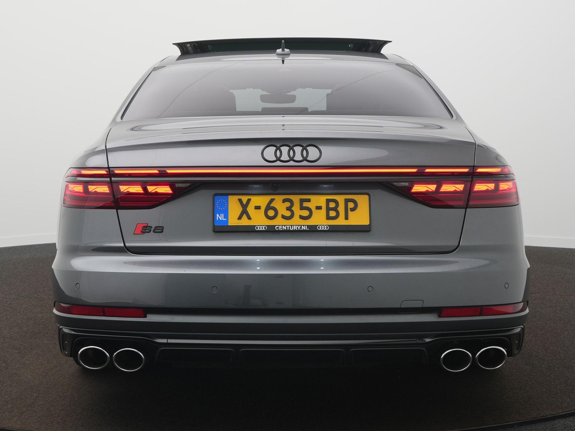 Foto van Audi A8