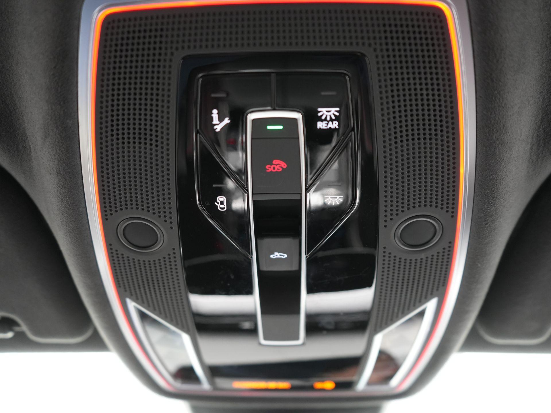 Foto van Audi A8