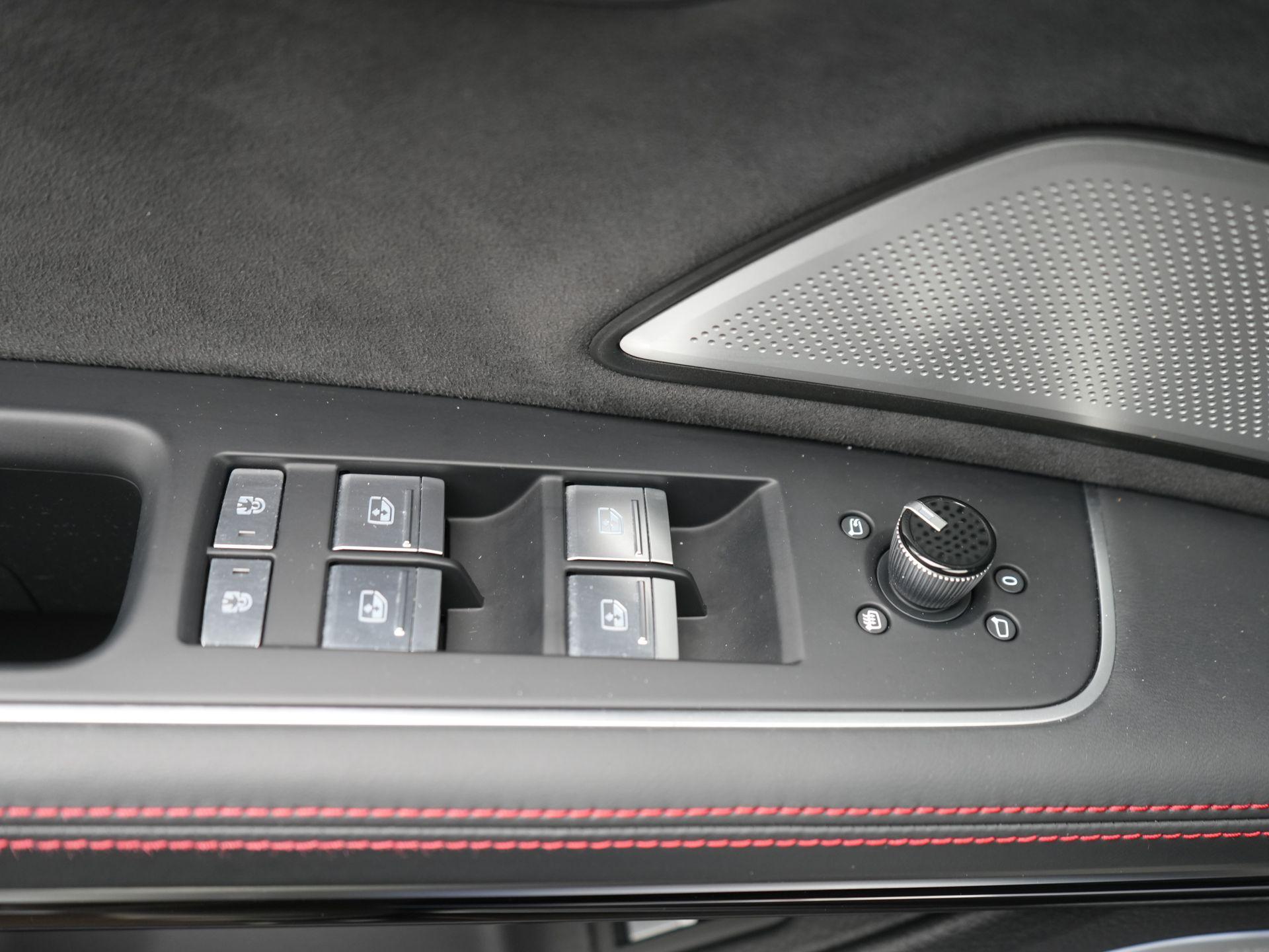 Foto van Audi A8