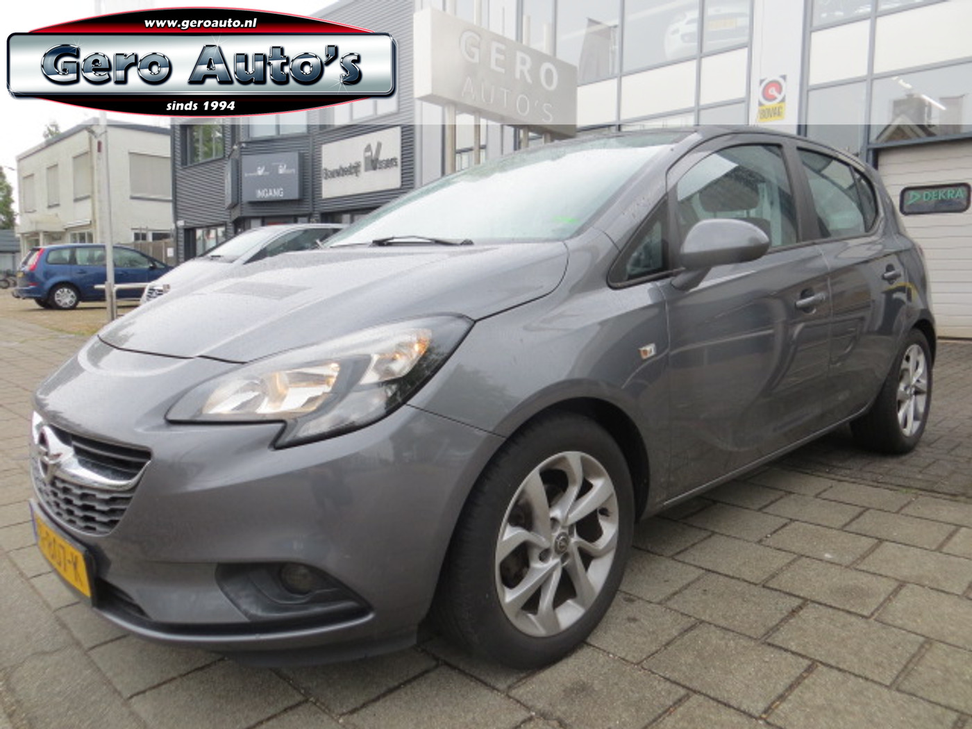 Opel Corsa 1.4 Edition 2016 - voorkant