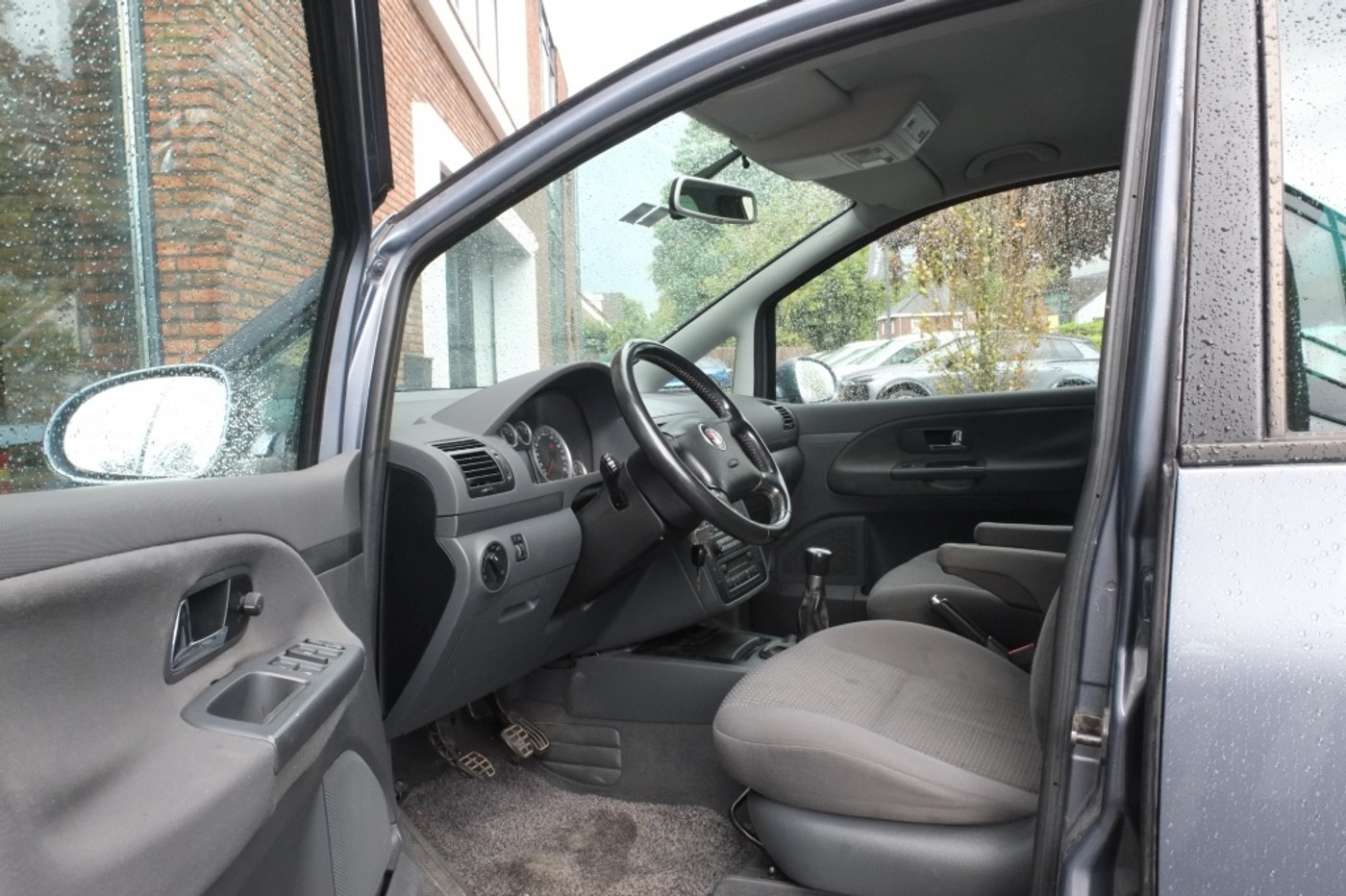 Foto van Seat Alhambra