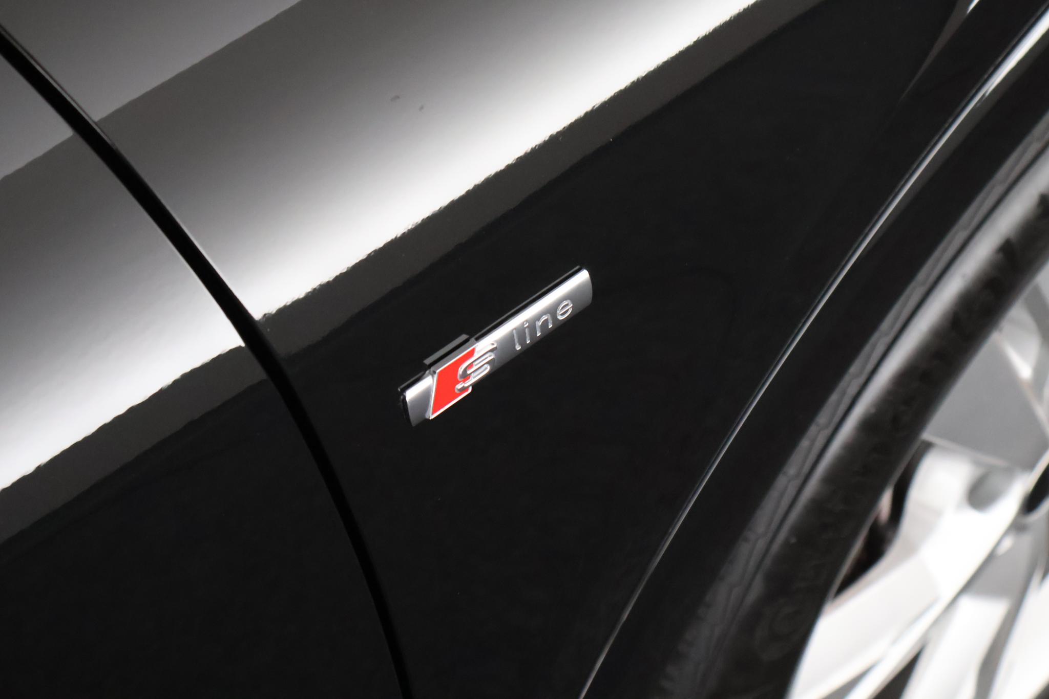 Foto van Audi Q4 45 E-tron