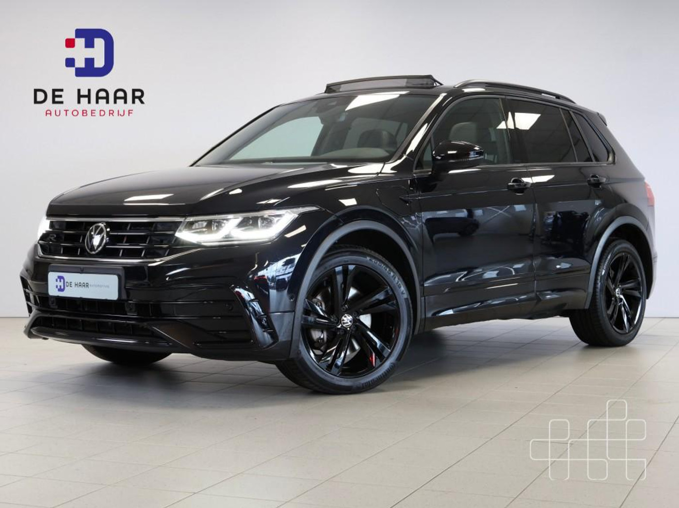 Volkswagen Tiguan 1.4 TSI eHybrid R-Line Business - Pano - Trekhaak - Black Style 2023 - voorkant