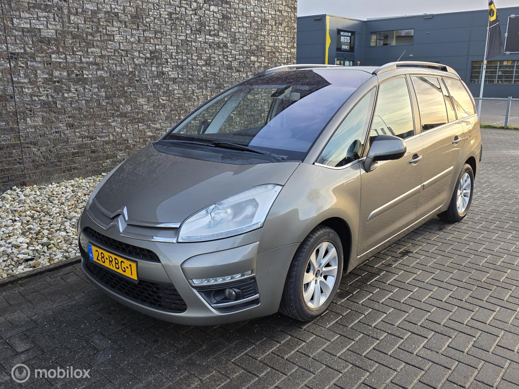 Citroen C4 Picasso 1.6 VTi Ligne Business - Nieuwe apk! 2011 - voorkant