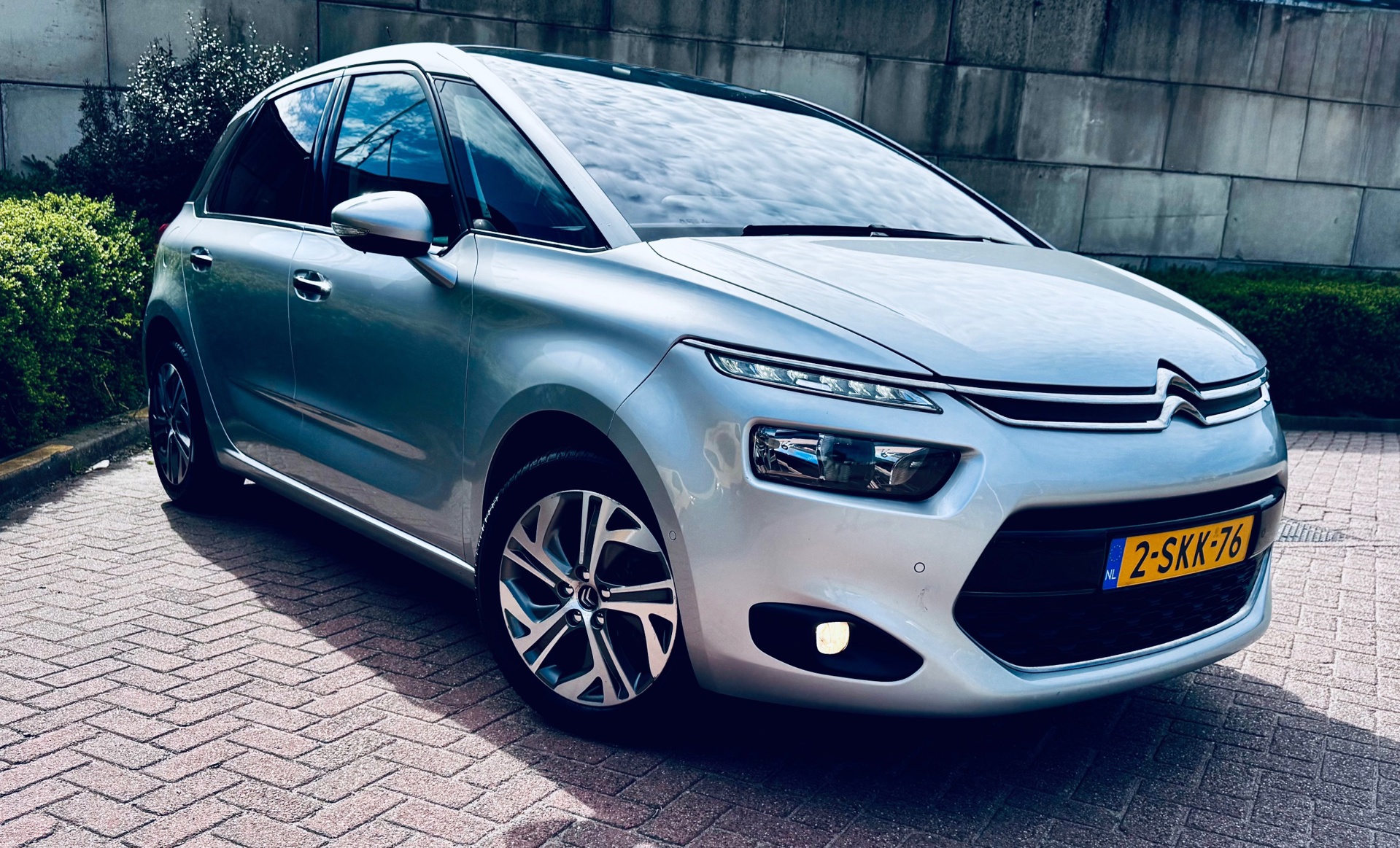 Citroen C4 Picasso 1.6 VTi Intensive/Dealer O.H/2DE EGINAAR/TOPSTAAT/ 2013 - voorkant