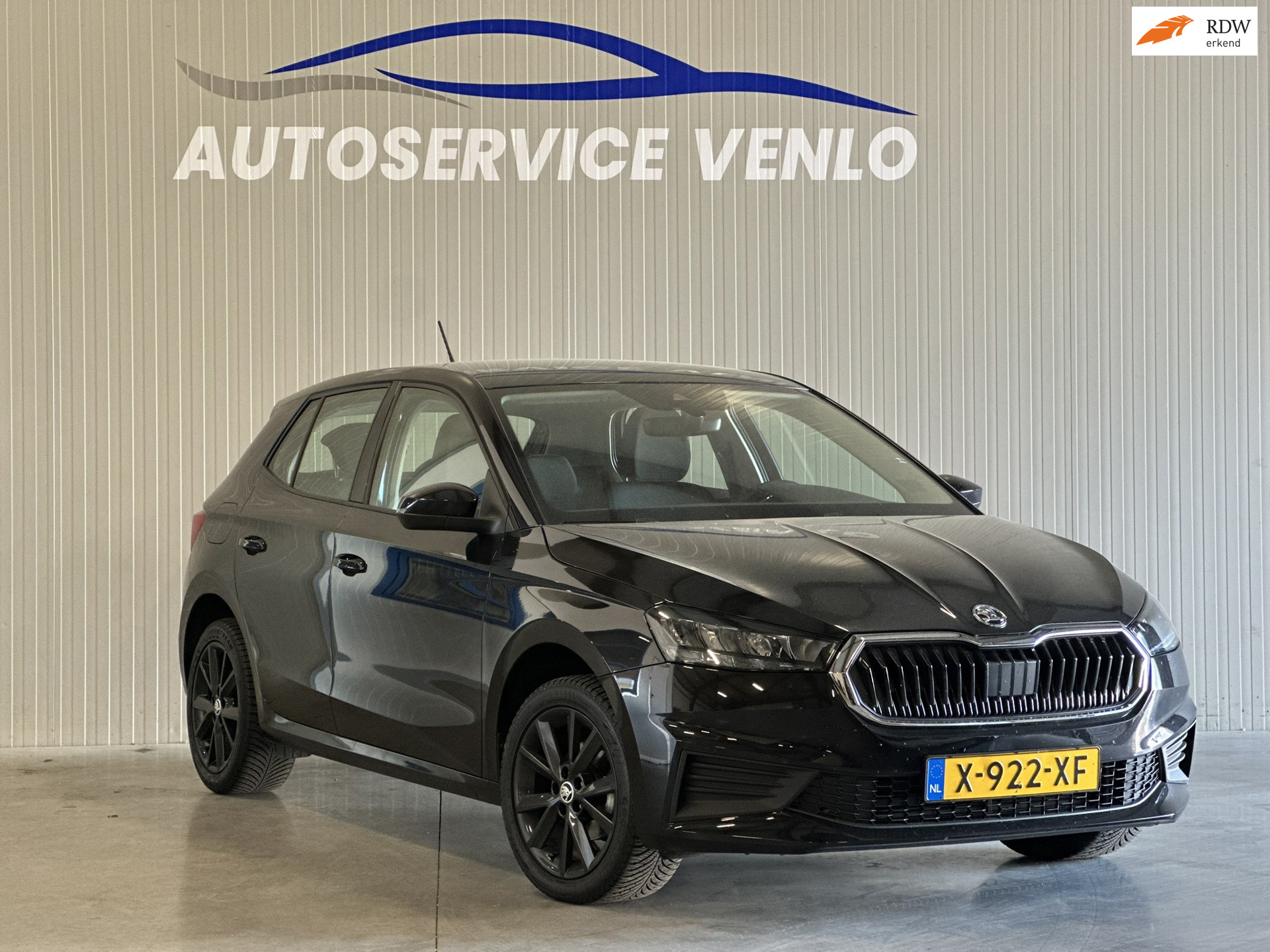 Skoda Fabia 1.0 TSI Ambition Black Edition|Carplay|Garantie 2024 - voorkant
