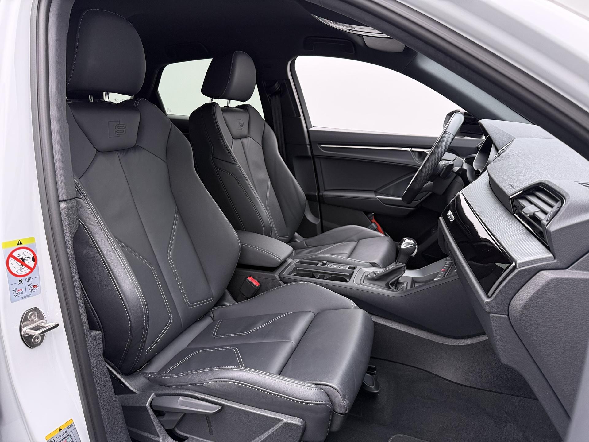 Foto van Audi Q3 Sportback E-tron