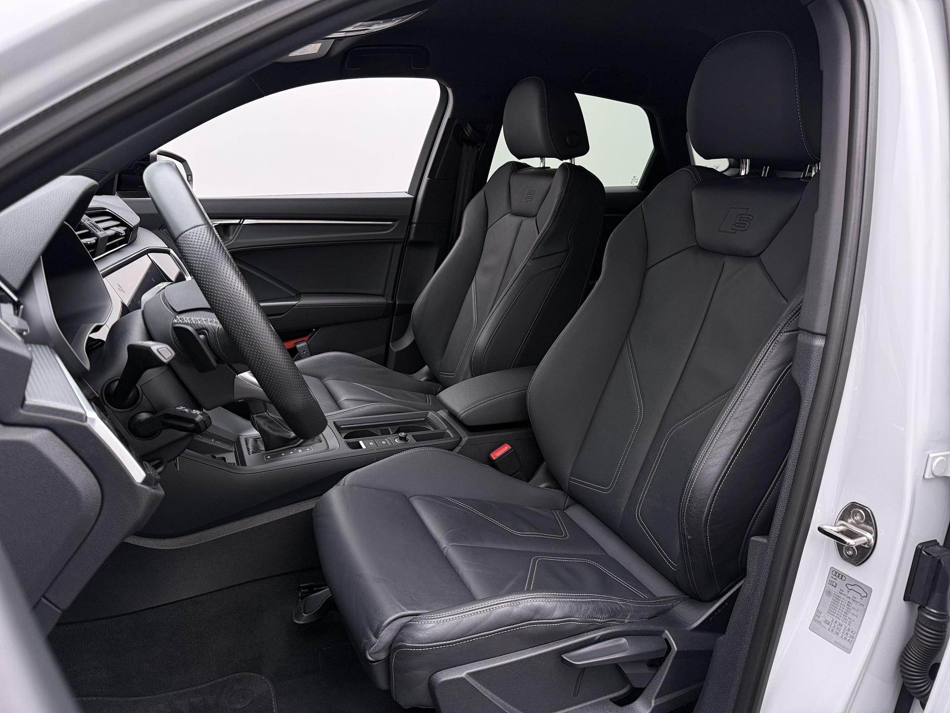 Foto van Audi Q3 Sportback E-tron