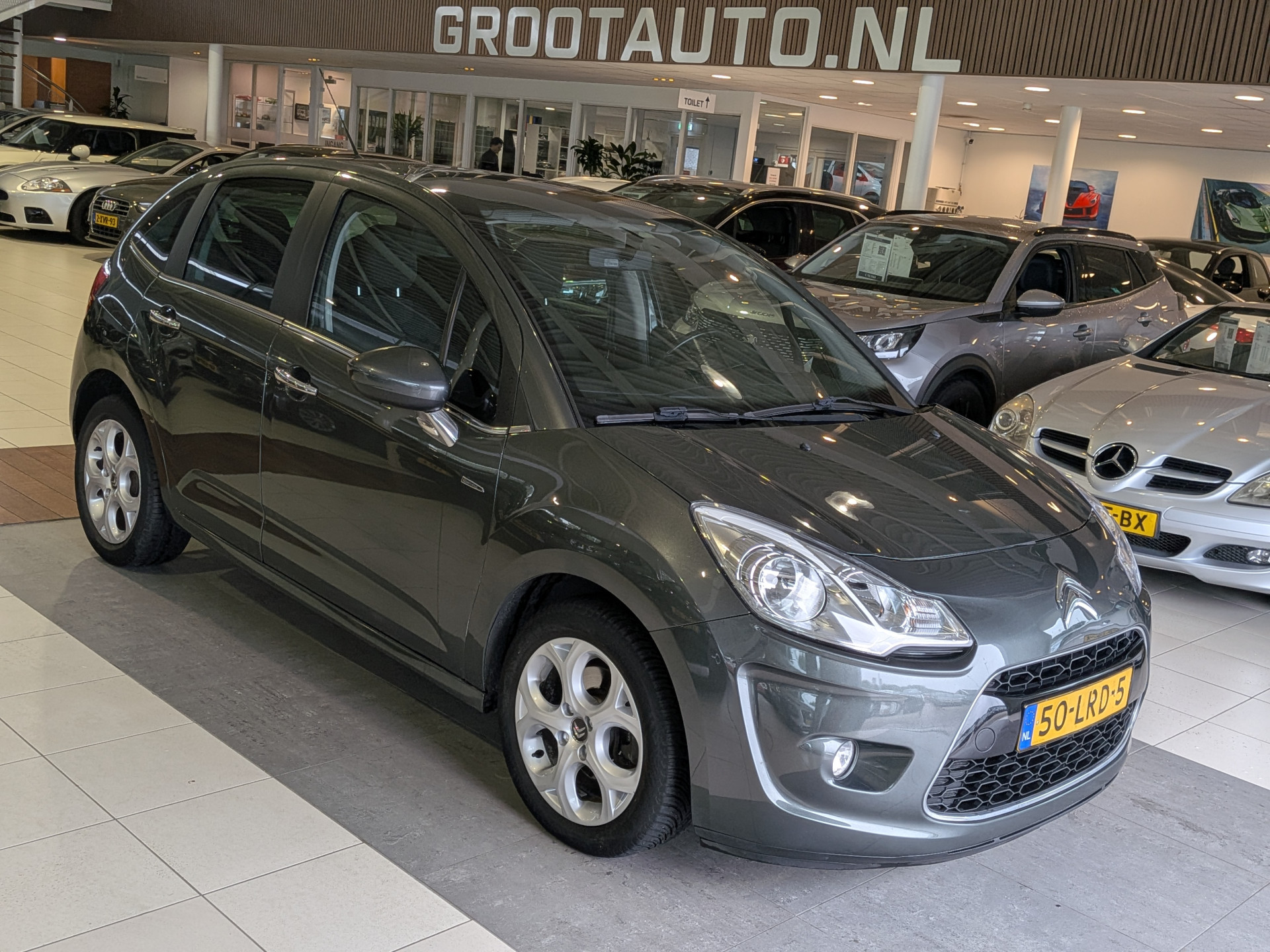 Citroen C3 1.6 VTi Exclusive Automaat 2010 - voorkant