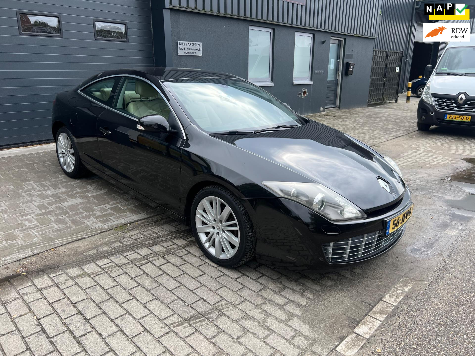 Renault Laguna 2.0 1STE EIGENAAR AUTOMAAT 2009 - voorkant