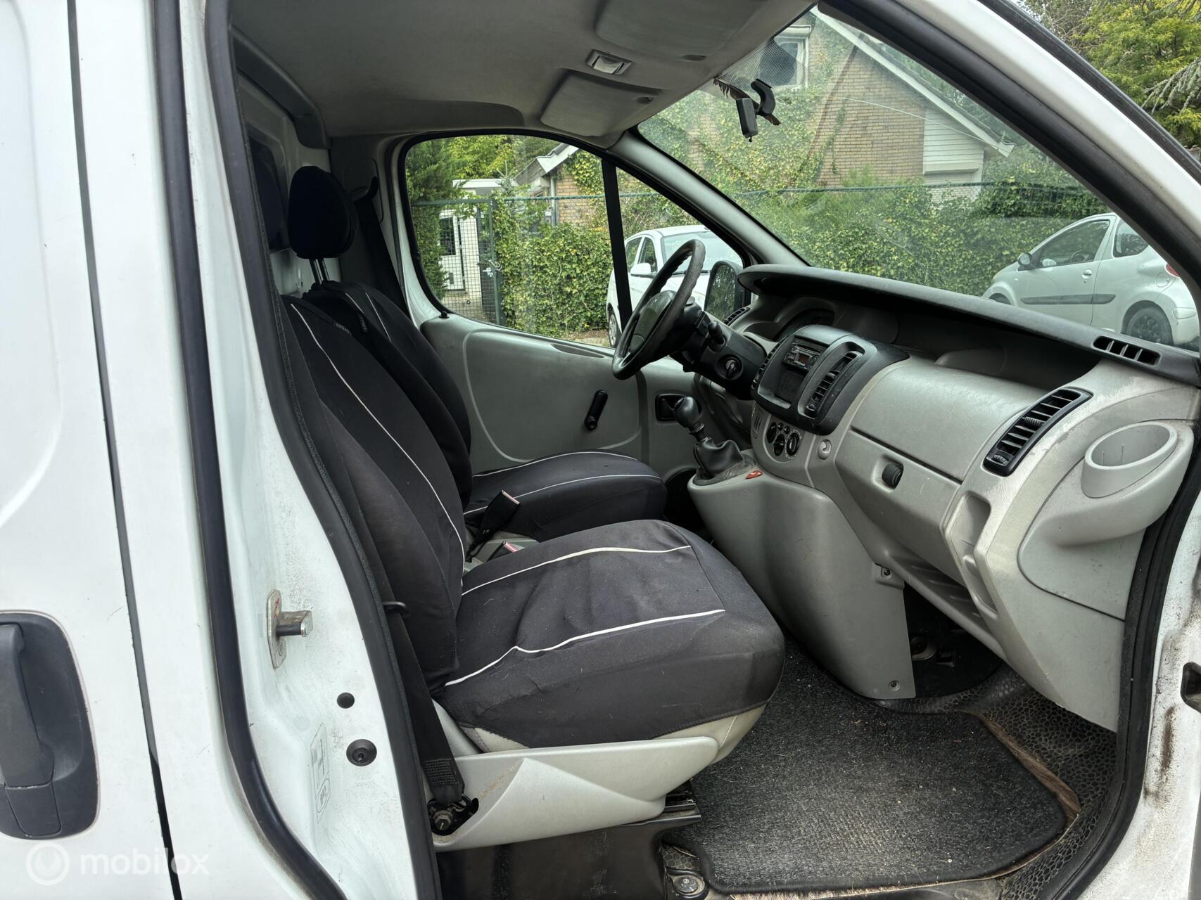 Foto van Renault Trafic 1200 L1 H1 1.9 Dci 82