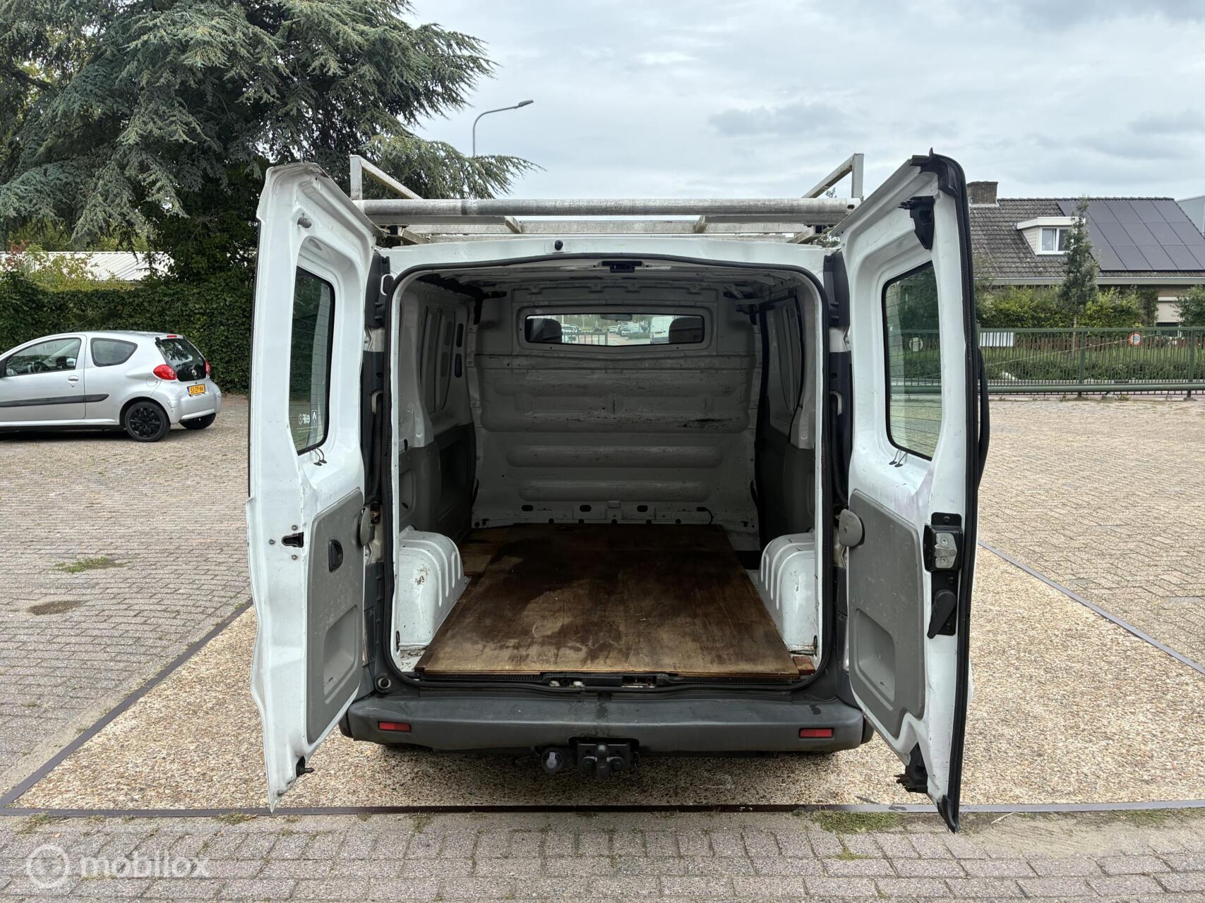 Foto van Renault Trafic 1200 L1 H1 1.9 Dci 82
