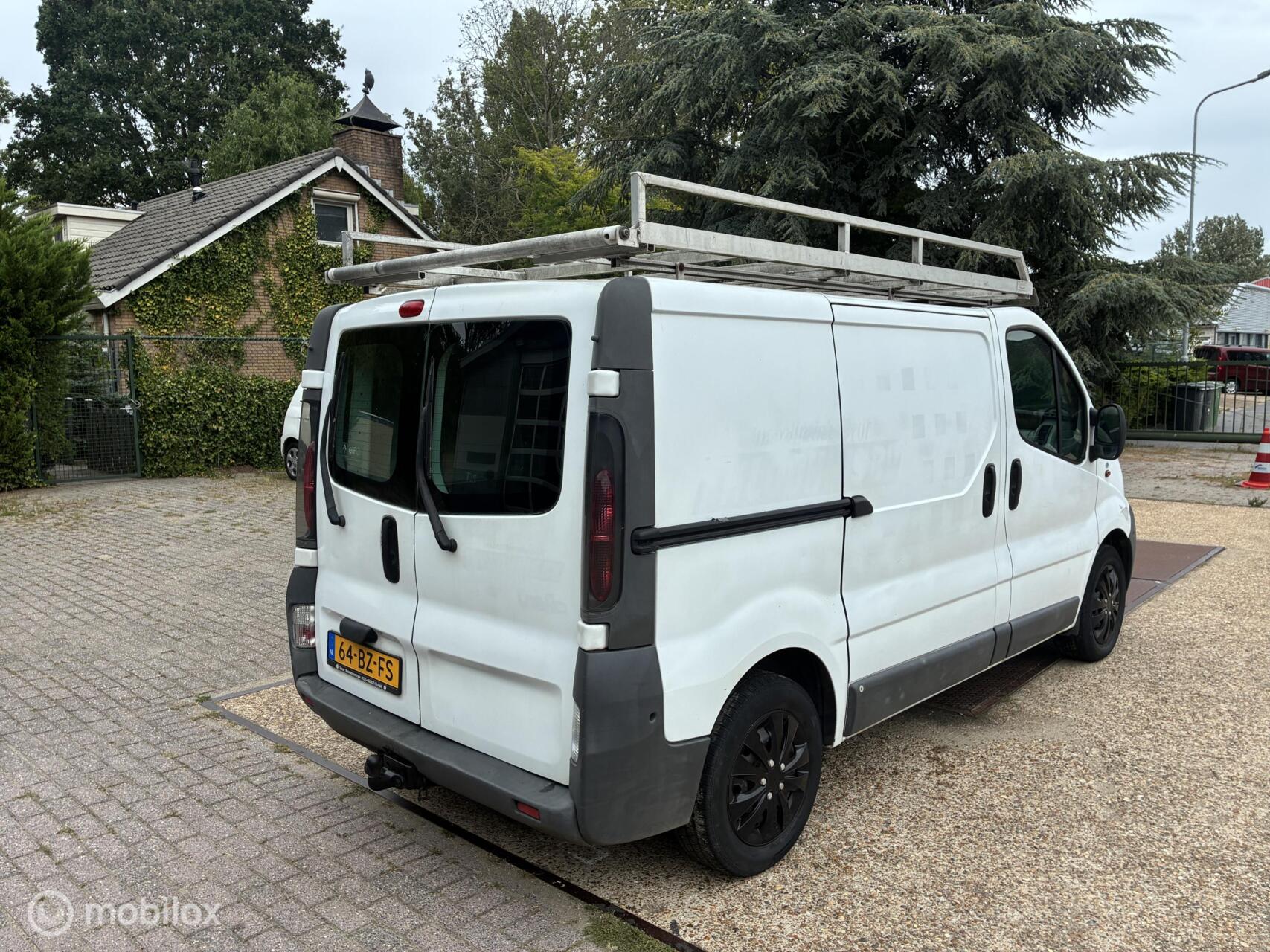 Foto van Renault Trafic 1200 L1 H1 1.9 Dci 82