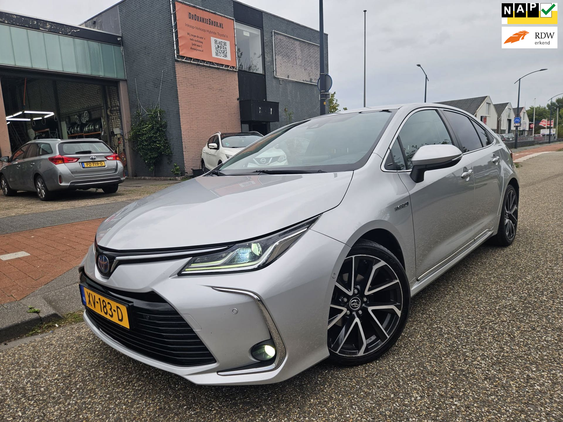Toyota Toyota Corolla 1.8 Hybrid Executive GARANTIE Vol optie 2019 - voorkant
